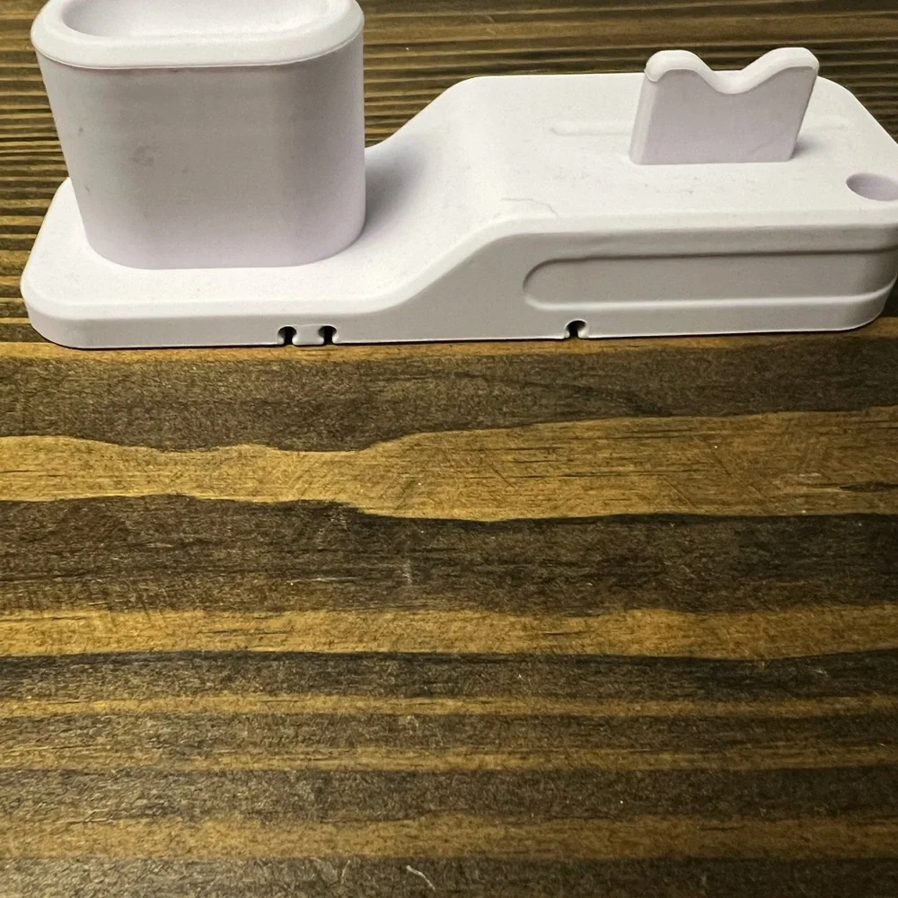 Light purple 3 in 1 charging station